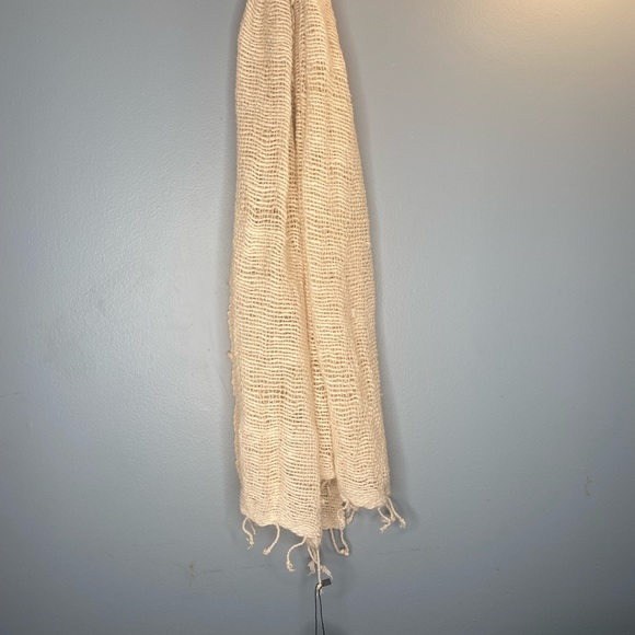 Marquet Free Weave Scarf in natural - Picture 3 of 6